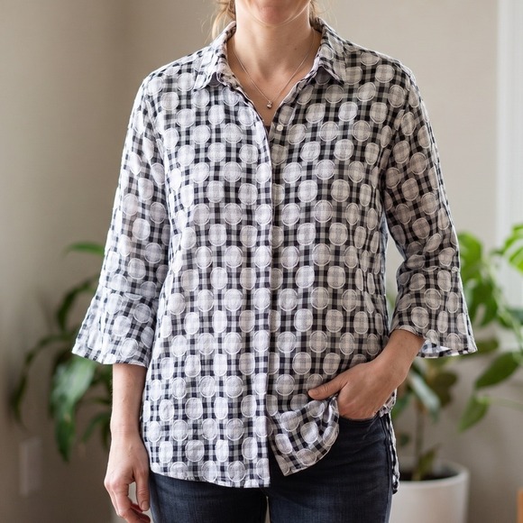 erin london Tops - Erin London Blouse Size L Black White Burnout Polka Dot Sheer Button Up Pockets